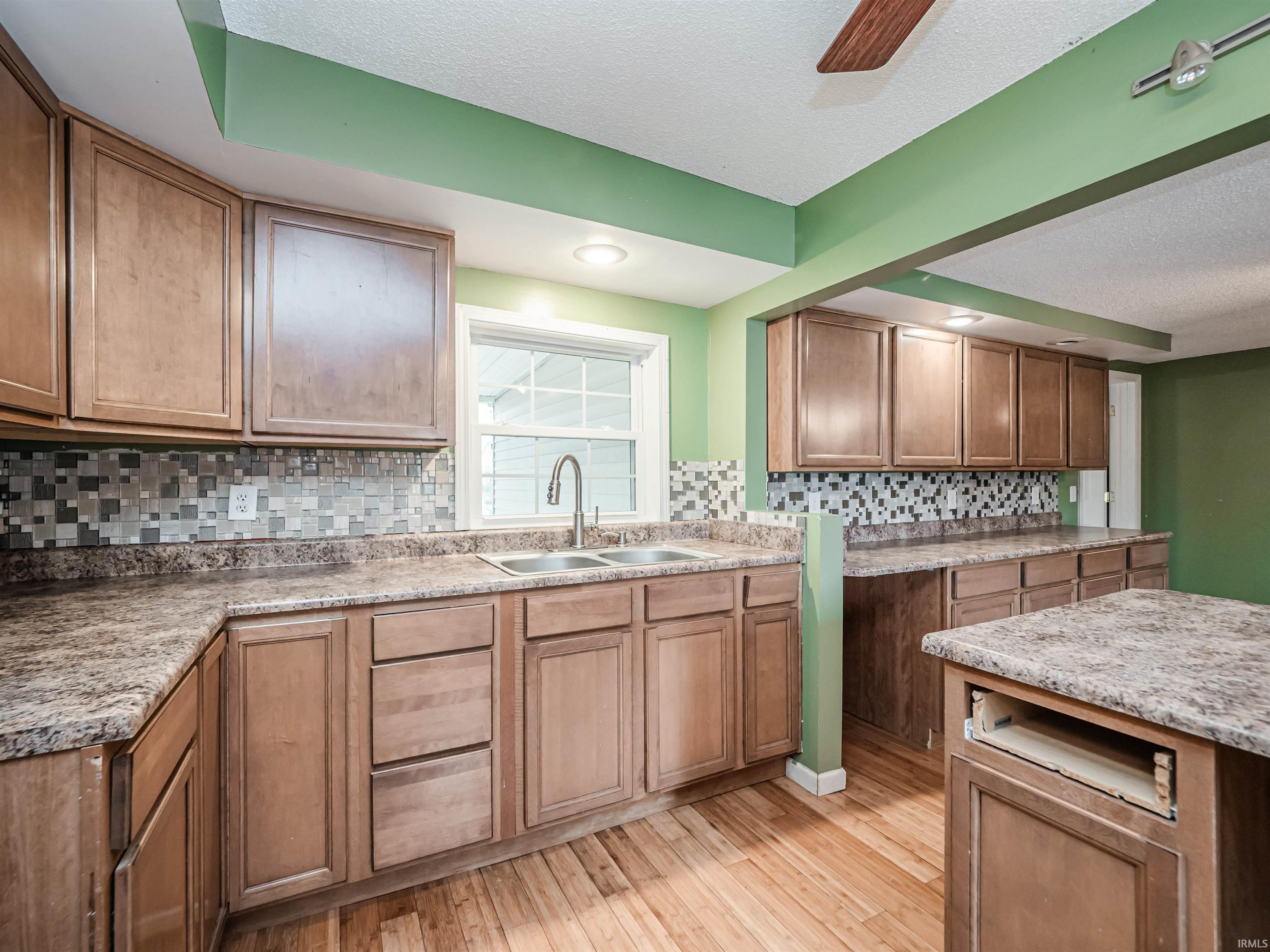 572 West County Road South Petersburg, IN 47567 - Photo 29 of 35