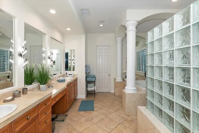 $1,289,000 | 50 Toscana Way East, Rancho Mirage, CA 92270