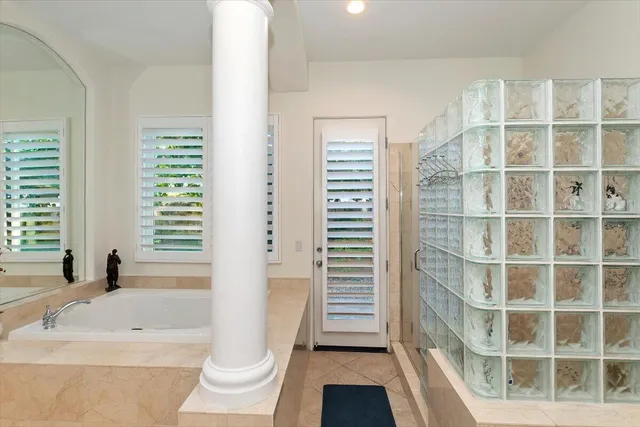 $1,289,000 | 50 Toscana Way East, Rancho Mirage, CA 92270