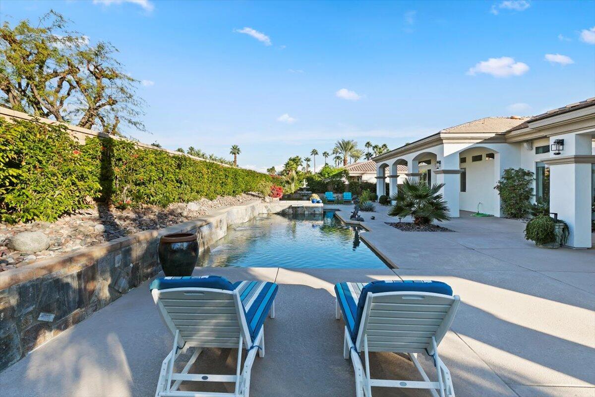 50 Toscana Way East Rancho Mirage, CA 92270 - Photo 79 of 87 038-Back View