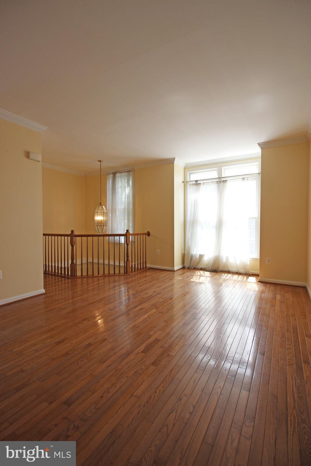 11799 Valley Ridge Circle Fairfax, VA 22033 - Photo 19 of 43