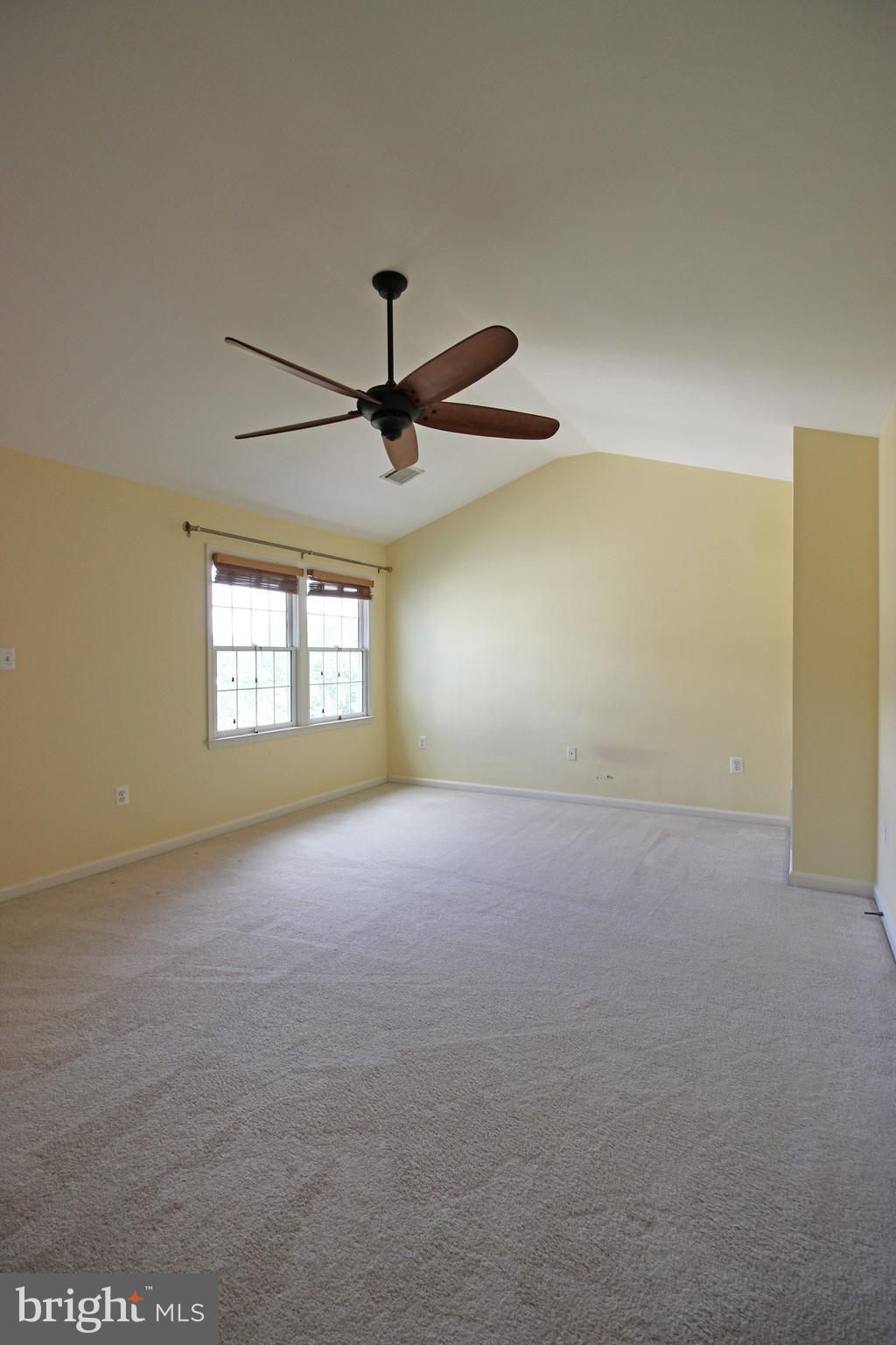 11799 Valley Ridge Circle Fairfax, VA 22033 - Photo 34 of 43