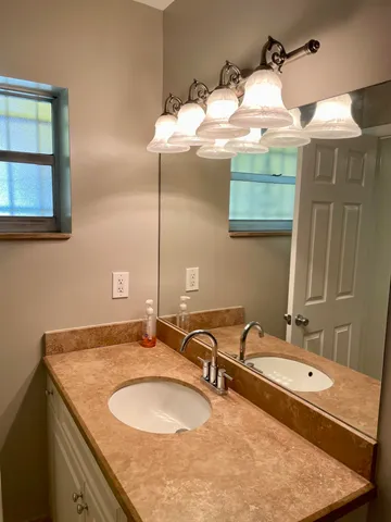$2,250 | 101 North Lakeside Drive, Unit 1, Lake Worth Beach, FL 33460