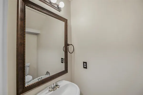 $2,450 | 22110 Field Green Drive, Cypress, TX 77433