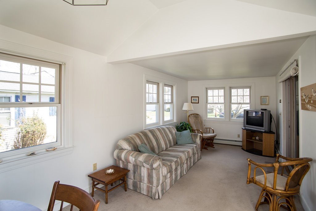 35 Acorn Road Hampton, NH 03842 - Photo 6 of 18