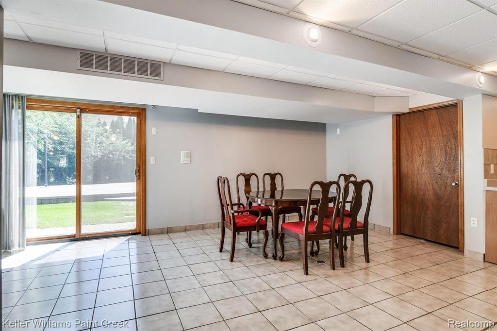 964 Norcross Drive Rochester Hills, MI 48307 - Photo 24 of 31