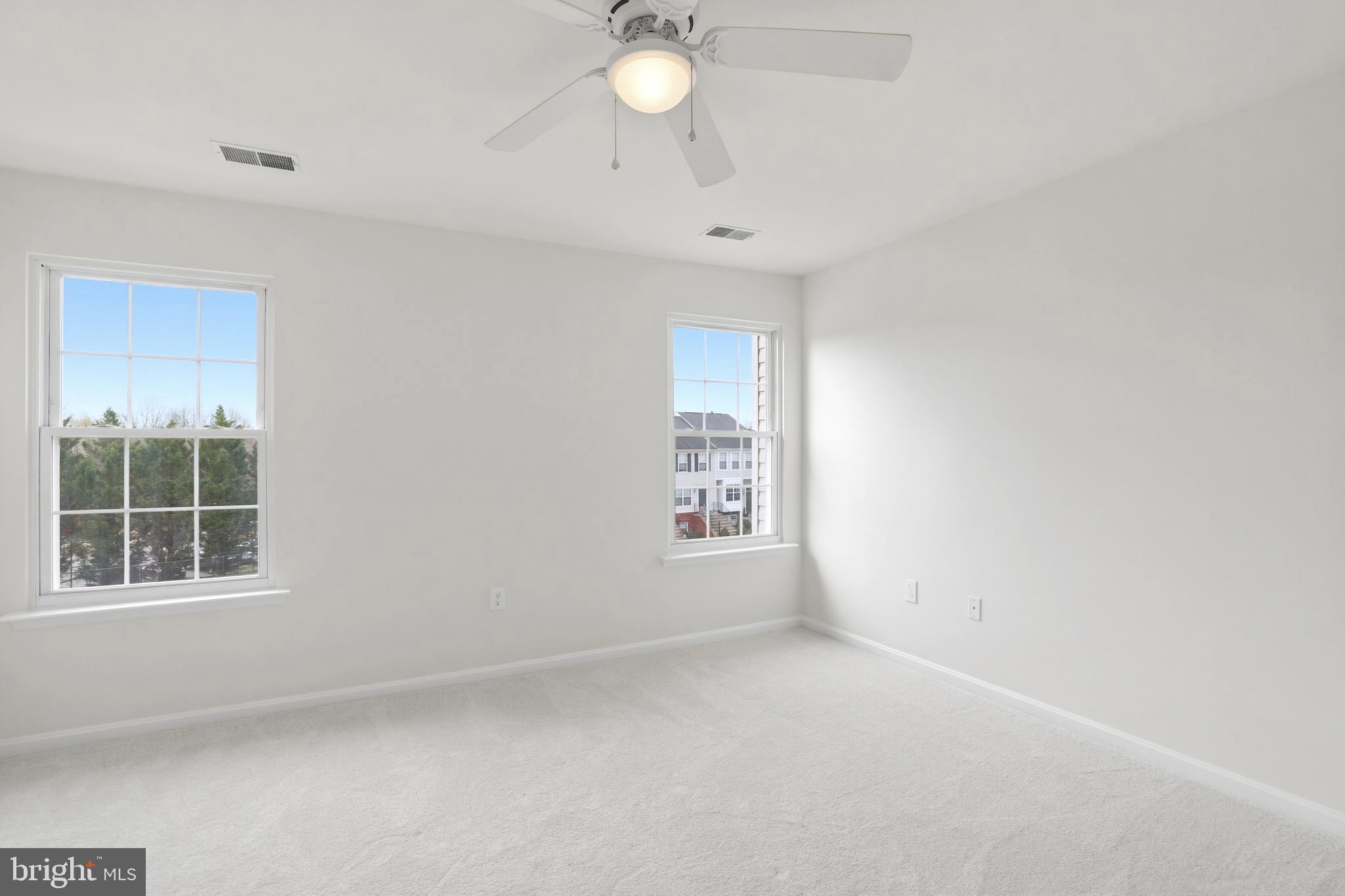 14275 Newbern Loop Gainesville, VA 20155 - Photo 13 of 35 an empty room with a window
