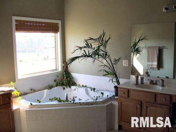 3500 East Bishop Road Mount Vernon, IL 62864 - Photo 10 of 15 Gallery Image 10