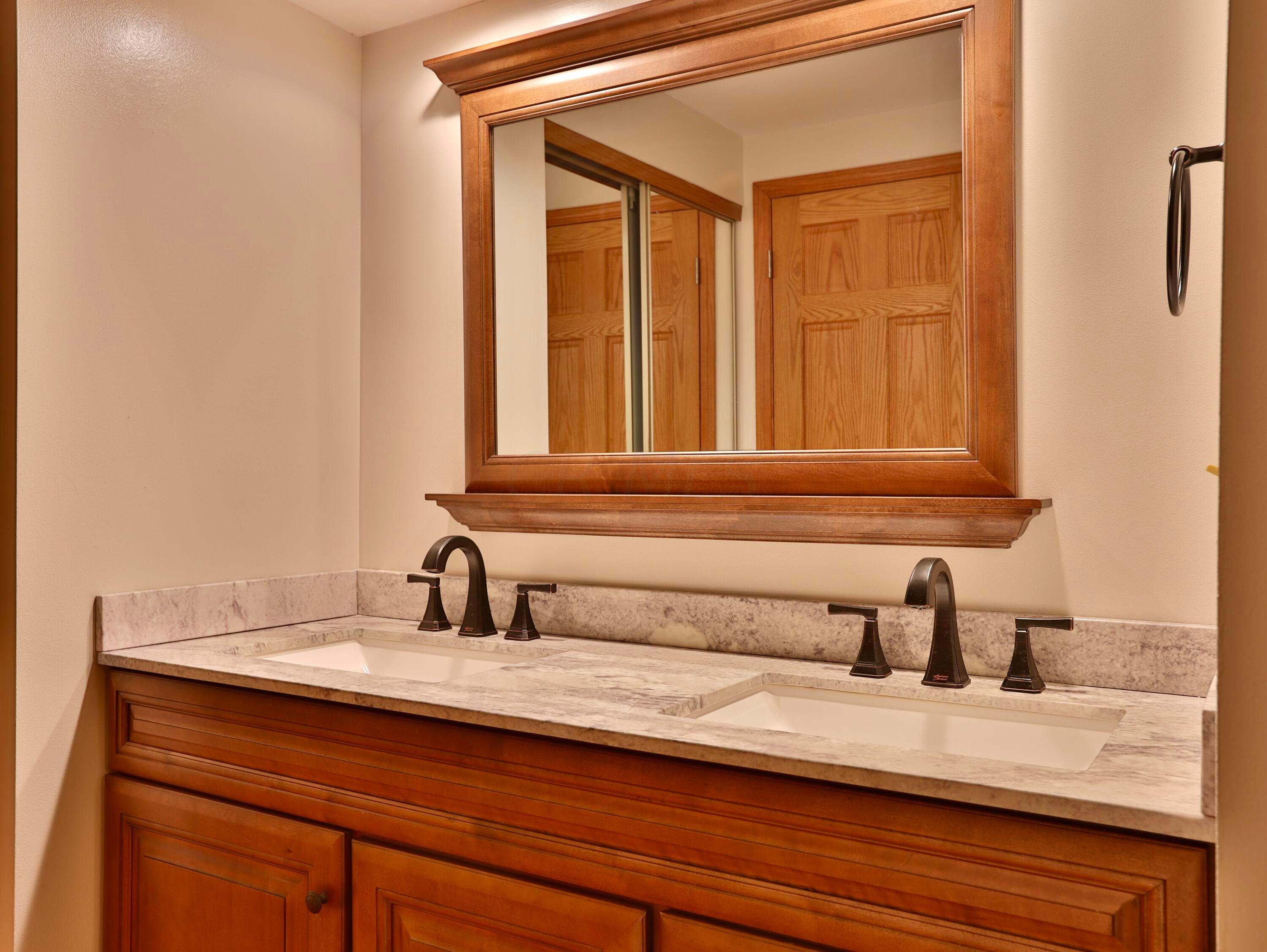 3345 Bucklick Road Jackson, OH 45640 - Photo 11 of 20 Master Bath