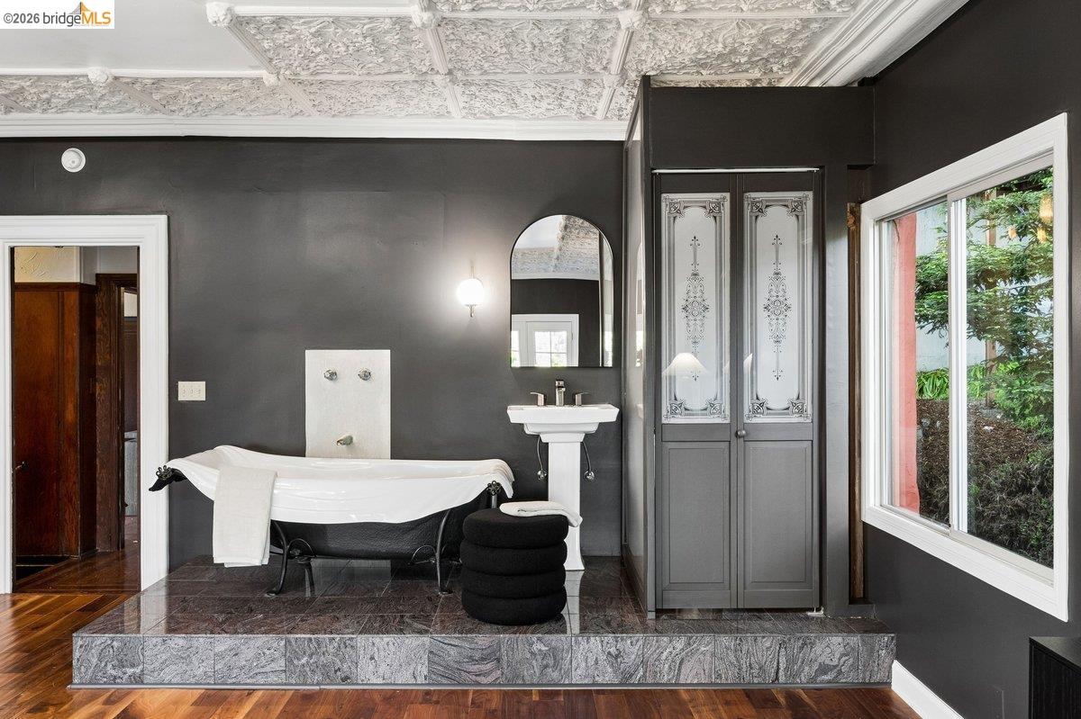 1049 Keith Avenue Berkeley, CA 94708 - Photo 35 of 76