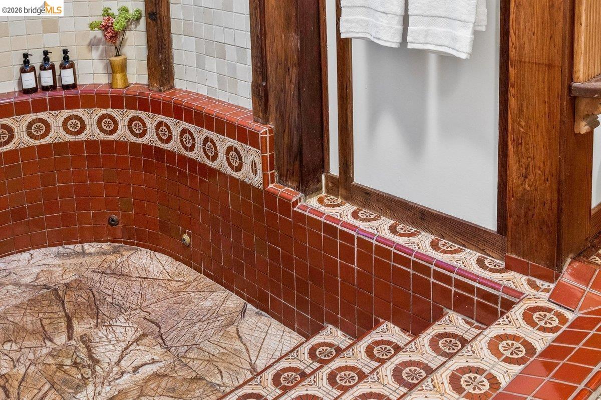 1049 Keith Avenue Berkeley, CA 94708 - Photo 50 of 79 a view of an outdoor space