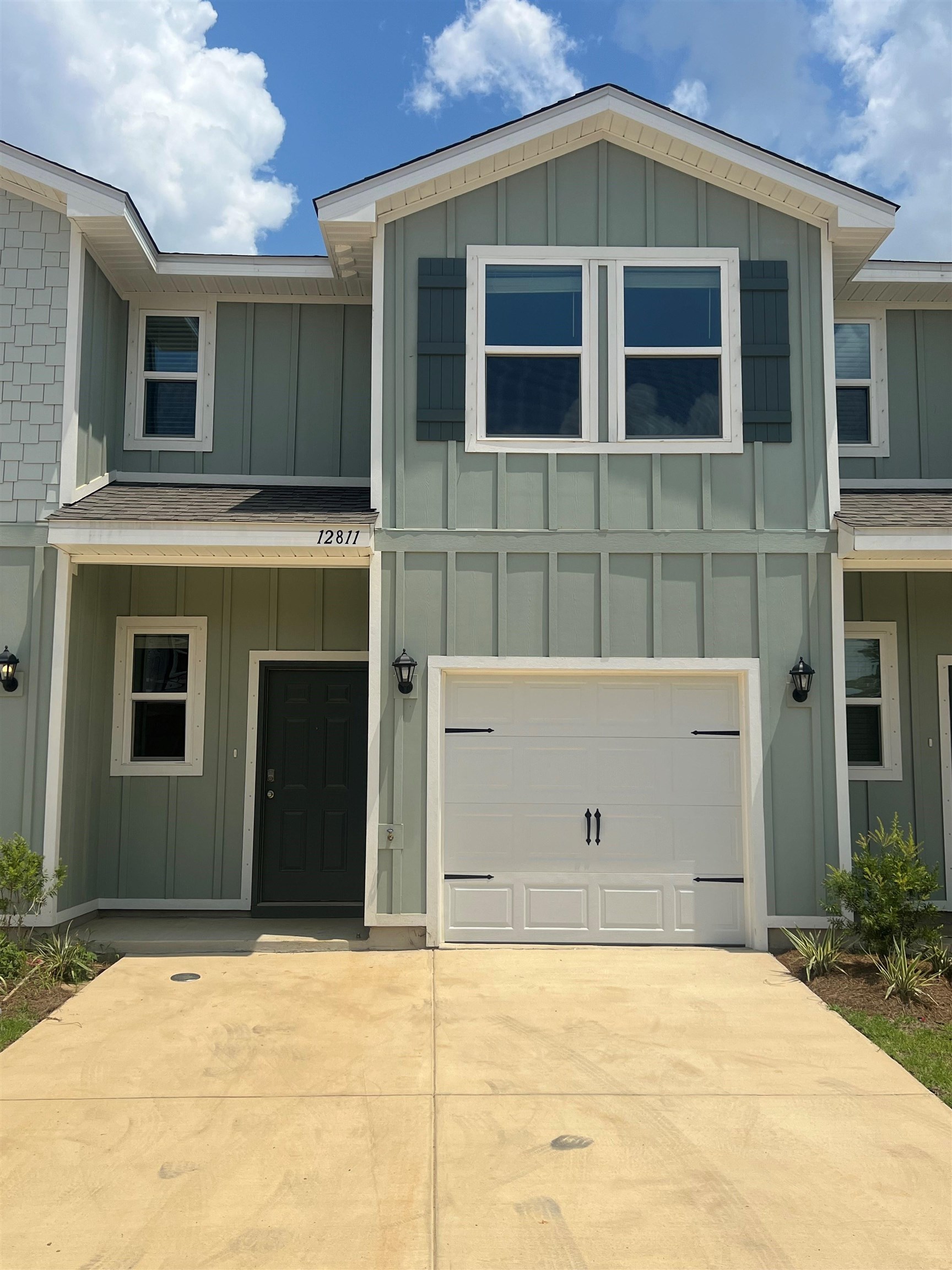 12811 Philadelphia Boulevard Daphne, AL 36527 - Photo 1 of 9 FrontOfStructure