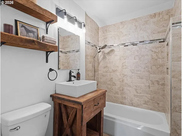 $575,000 | 422 Willamette Street, Oregon City, OR 97045