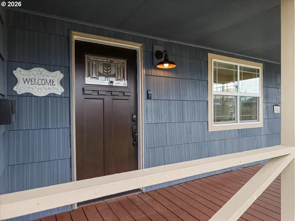 $575,000 | 422 Willamette Street, Oregon City, OR 97045