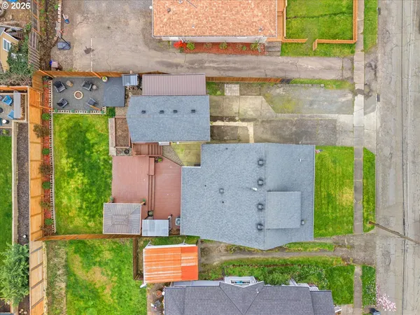 $575,000 | 422 Willamette Street, Oregon City, OR 97045