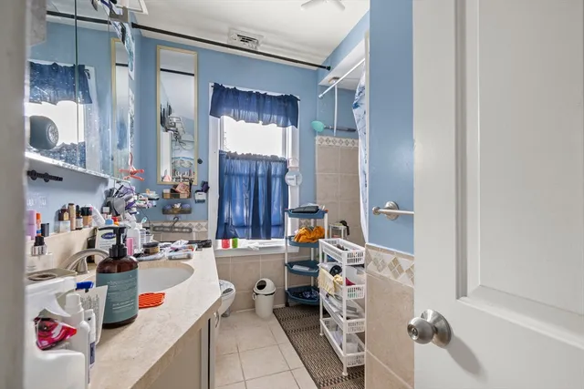 $475,000 | 928 Middle Street, Fall River, MA 02721