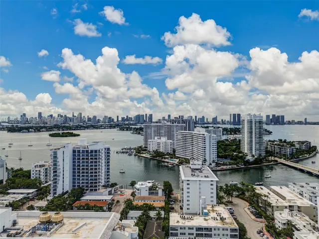 $299,000 | 1300 Lincoln Road, Unit B402, Miami Beach, FL 33139