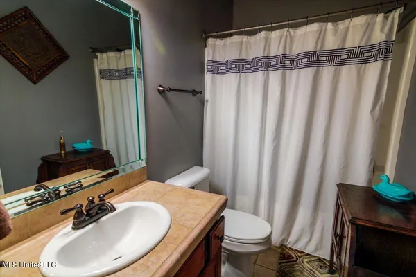 $457,900 | 1828 West Keenlan Drive, Hernando, MS 38632