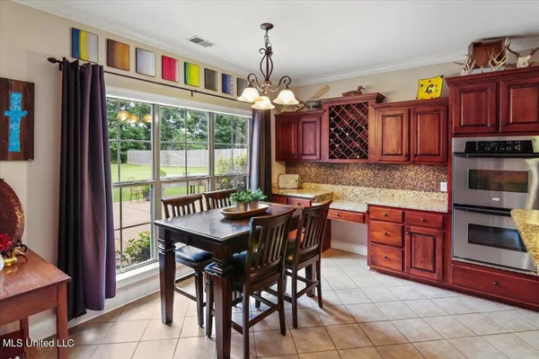 $457,900 | 1828 West Keenlan Drive, Hernando, MS 38632