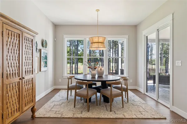 $950,025 | 2 Homestead Road, Lanexa, VA 23089