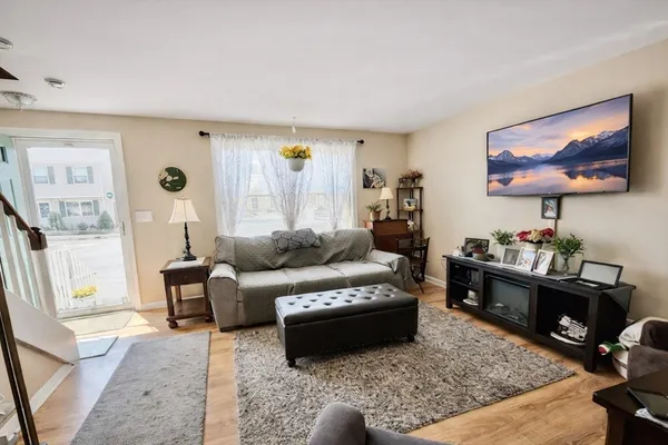 $335,000 | 704 Ocean Meadows, Unit 704, Fairhaven, MA 02719
