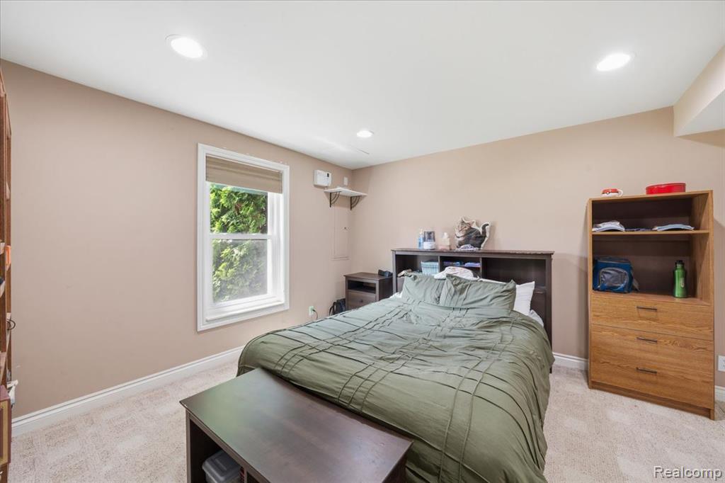 57549 Windmill Pointe New Hudson, MI 48165 - Photo 32 of 55