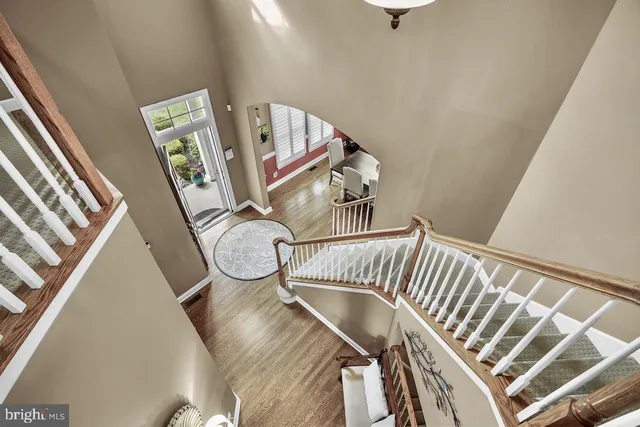 a view of an outdoor space with seating area