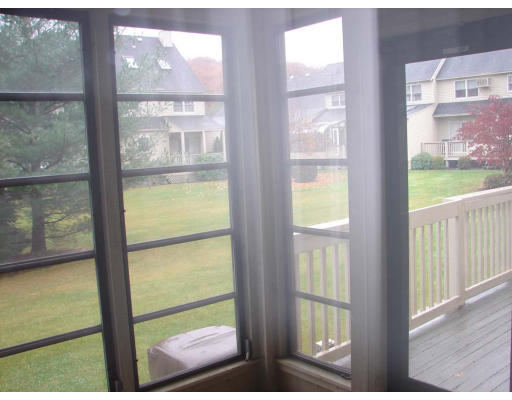 97 Botany Bay Road, Unit 97 Worcester, MA 01602 - Photo 13 of 19 Gallery Image 13