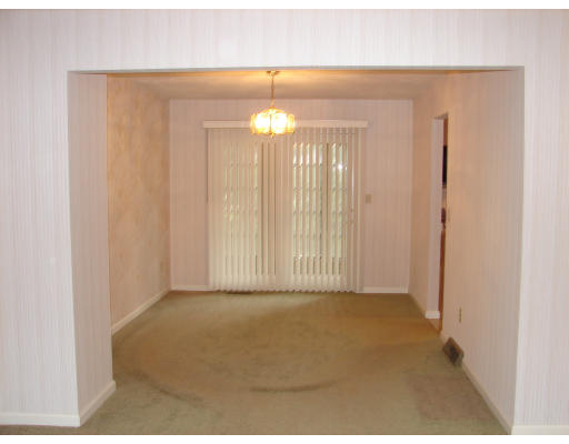 97 Botany Bay Road, Unit 97 Worcester, MA 01602 - Photo 5 of 19 Gallery Image 5