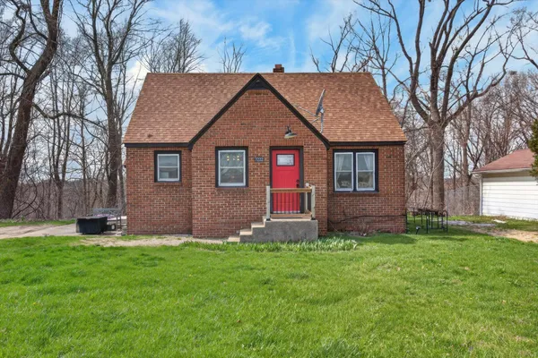 $269,000 | 7222 Red Arrow Highway, Stevensville, MI 49127
