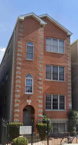 $2,100 | 1520 West Superior Street, Unit G, Chicago, IL 60642