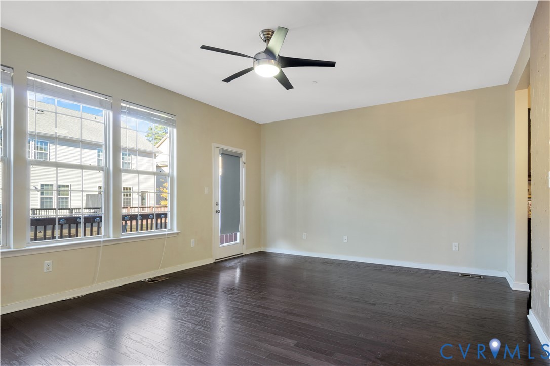 50 Transit Lane Newport News, VA 23601 - Photo 11 of 39