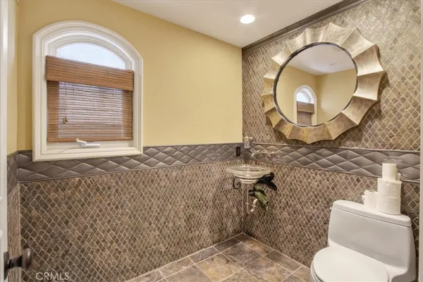 $2,200,000 | 5580 East St Irmo Walk, Long Beach, CA 90803