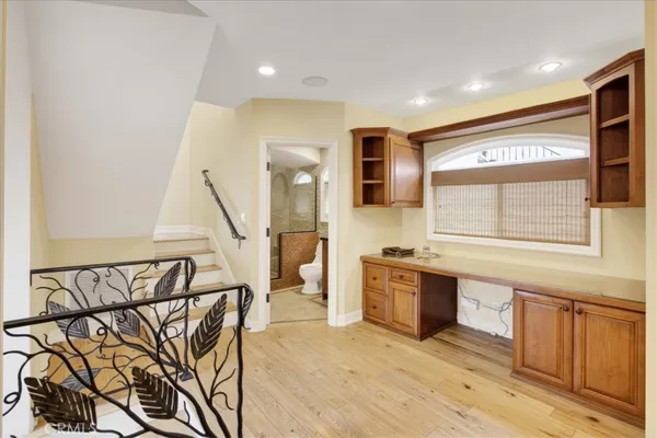 $2,200,000 | 5580 East St Irmo Walk, Long Beach, CA 90803