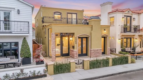 $2,200,000 | 5580 East St Irmo Walk, Long Beach, CA 90803