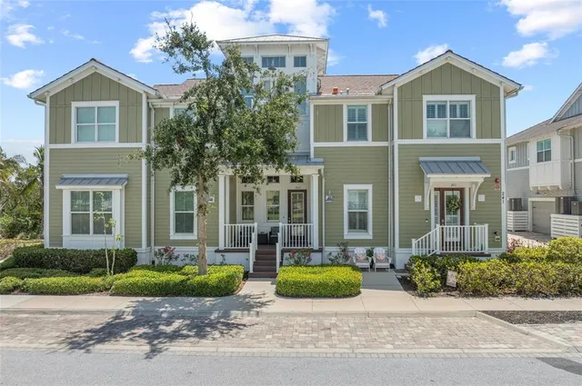 $844,900 | 241 Sapphire Lake Drive, Unit 201, Bradenton, FL 34209