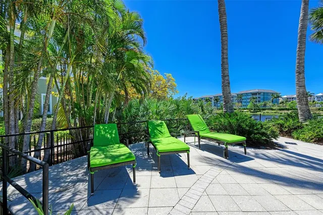 $844,900 | 241 Sapphire Lake Drive, Unit 201, Bradenton, FL 34209