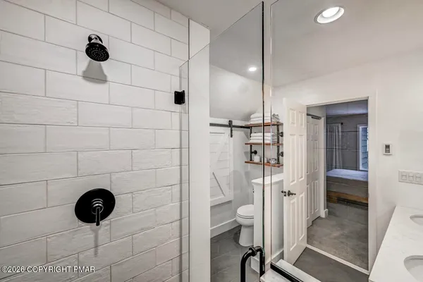 $525,000 | 59 Midway Cir Lake, Lake Harmony, PA 18624