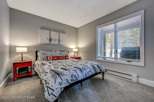 $525,000 | 59 Midway Cir Lake, Lake Harmony, PA 18624