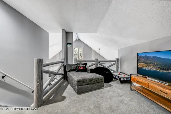 $525,000 | 59 Midway Cir Lake, Lake Harmony, PA 18624