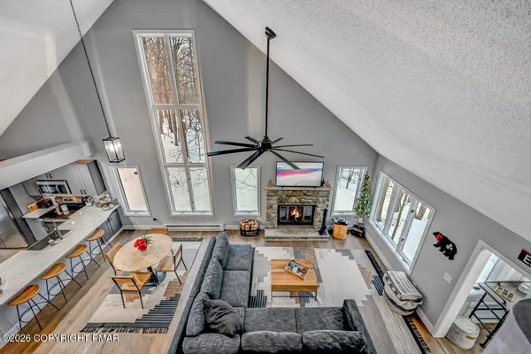 $525,000 | 59 Midway Cir Lake, Lake Harmony, PA 18624