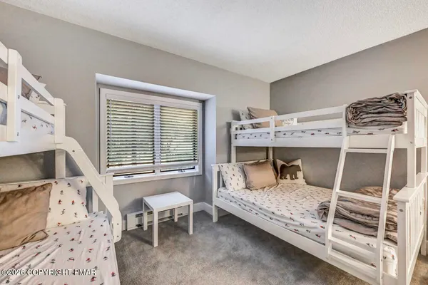 $525,000 | 59 Midway Cir Lake, Lake Harmony, PA 18624