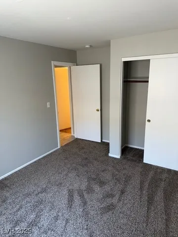 $1,995 | 4932 Royal Lake Avenue, Las Vegas, NV 89131