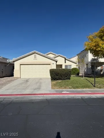 $1,995 | 4932 Royal Lake Avenue, Las Vegas, NV 89131