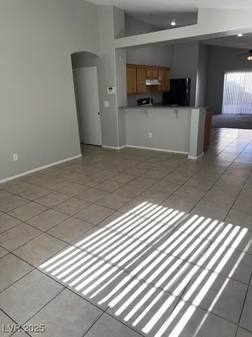 $1,995 | 4932 Royal Lake Avenue, Las Vegas, NV 89131