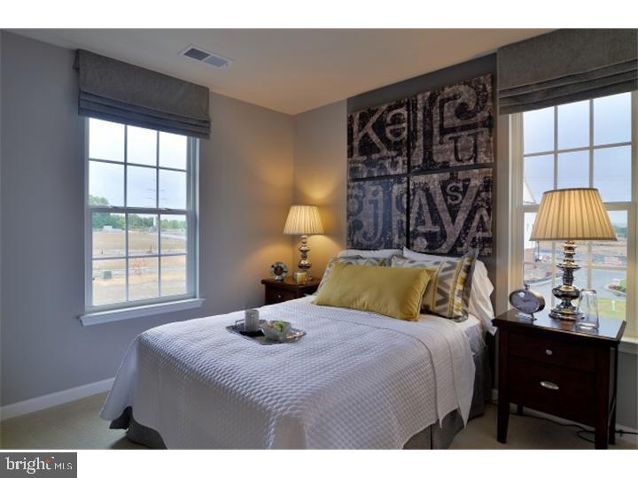 110 Village Green Lane Sicklerville, NJ 08081 - Photo 17 of 24 Gallery Image 17