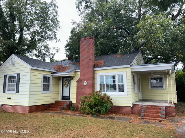 $1,200 | 2804 Edwards Street, Greenville, NC 27858