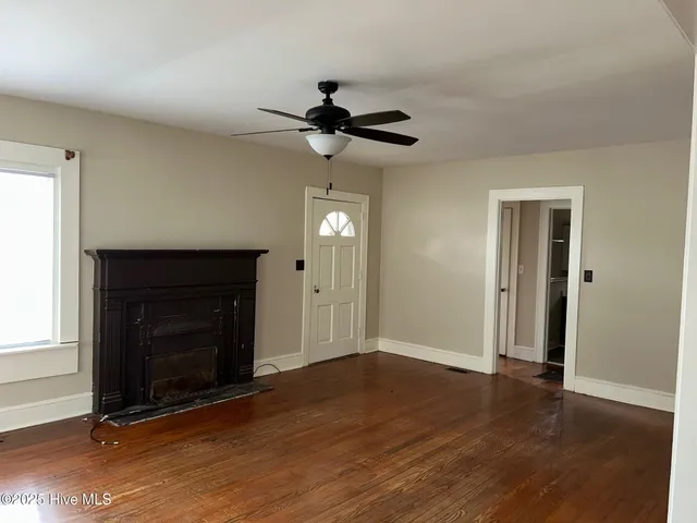 $1,200 | 2804 Edwards Street, Greenville, NC 27858