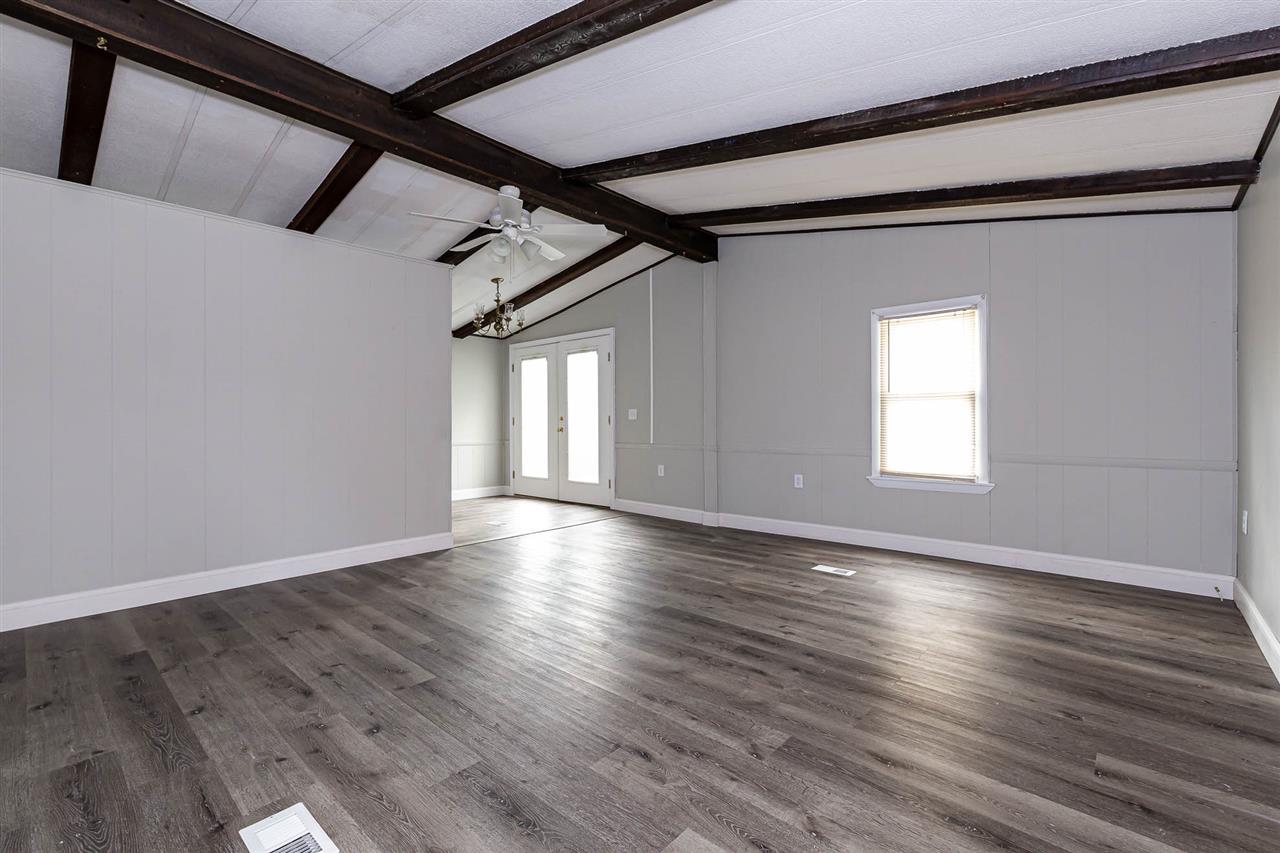 5 Rita Avenue Raymond, NH 03077 - Photo 14 of 39
