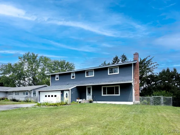 $3,200 | 7189 Coventry Road North, Manlius, NY 13057